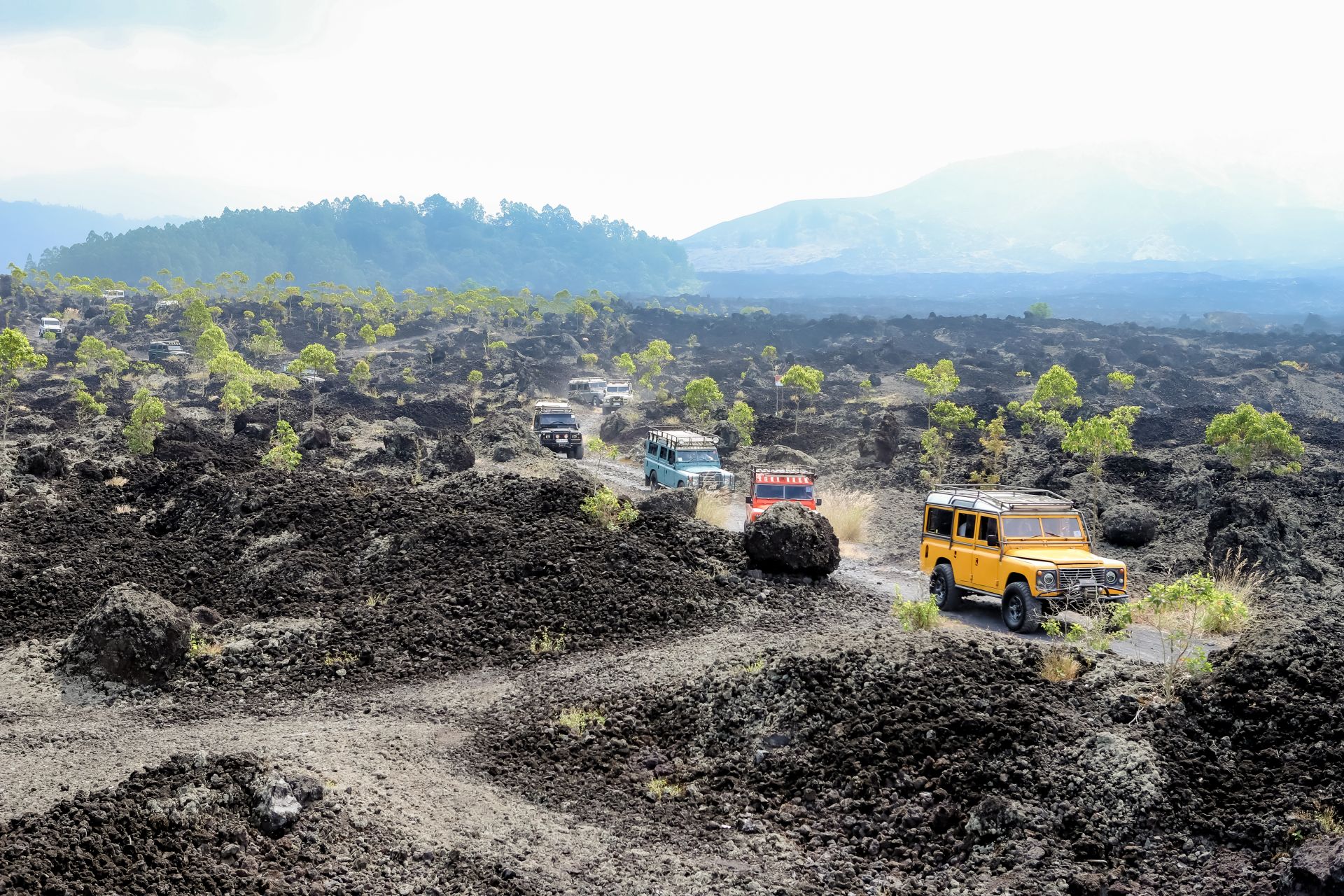 Uma experiência exclusiva de incentivo corporativo vivenciada por 40 premiados no mês de junho/25. Trajeto de 4x4 pelo fascinante campo de lava do Vulcão Batur em Bali - Indonésia.